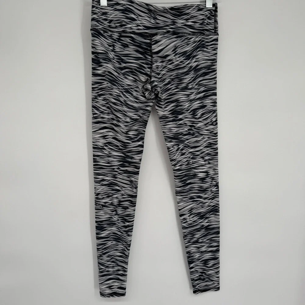 Alo Yoga Leggings Womens Medium Runway Zebra Abstract Wave‎ Athletic Workout